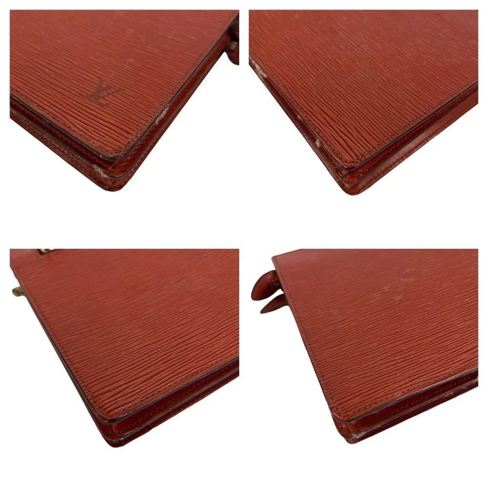 Authentic Louis Vuitton Epi Clutch - Picture 9 of 14
